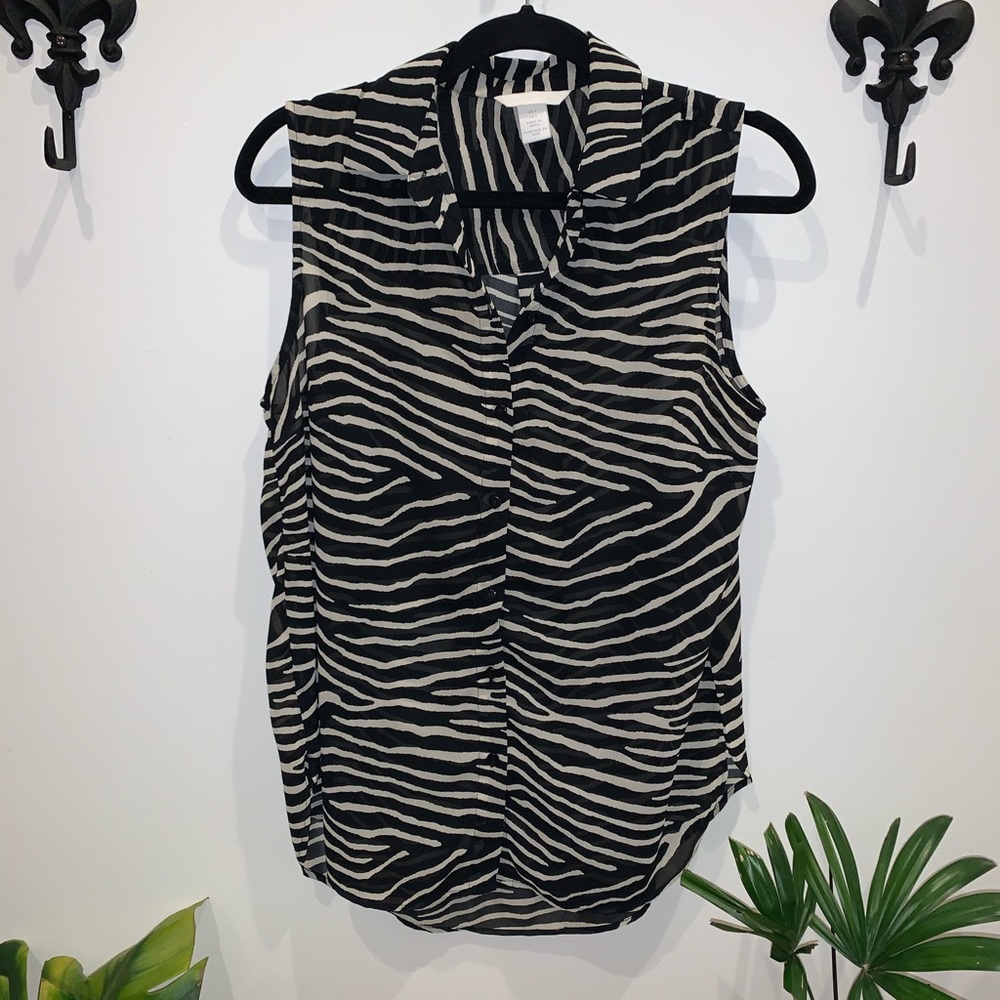 H&M Short Sleeve Zebra Blouse